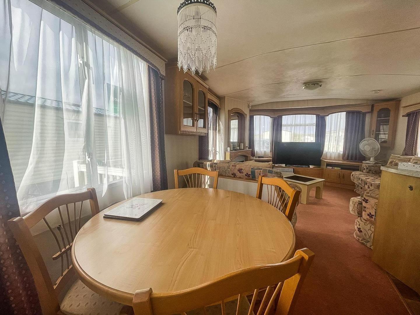 6 Berth Caravan With Decking Nearby Heacham Beach In Norfolk Ref 21047A Hotel Kültér fotó