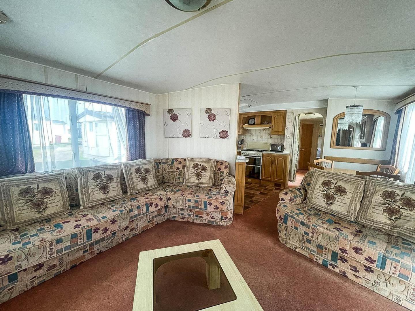 6 Berth Caravan With Decking Nearby Heacham Beach In Norfolk Ref 21047A Hotel Kültér fotó