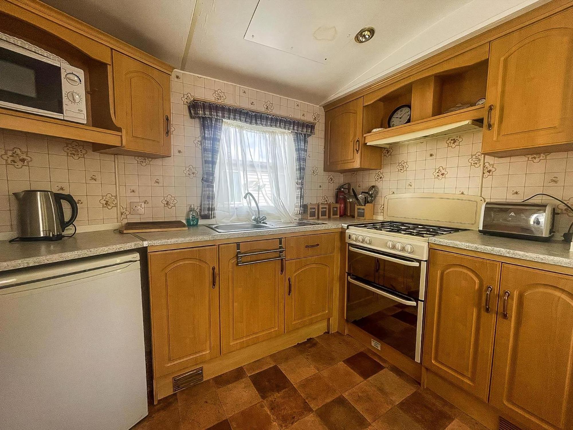 6 Berth Caravan With Decking Nearby Heacham Beach In Norfolk Ref 21047A Hotel Kültér fotó