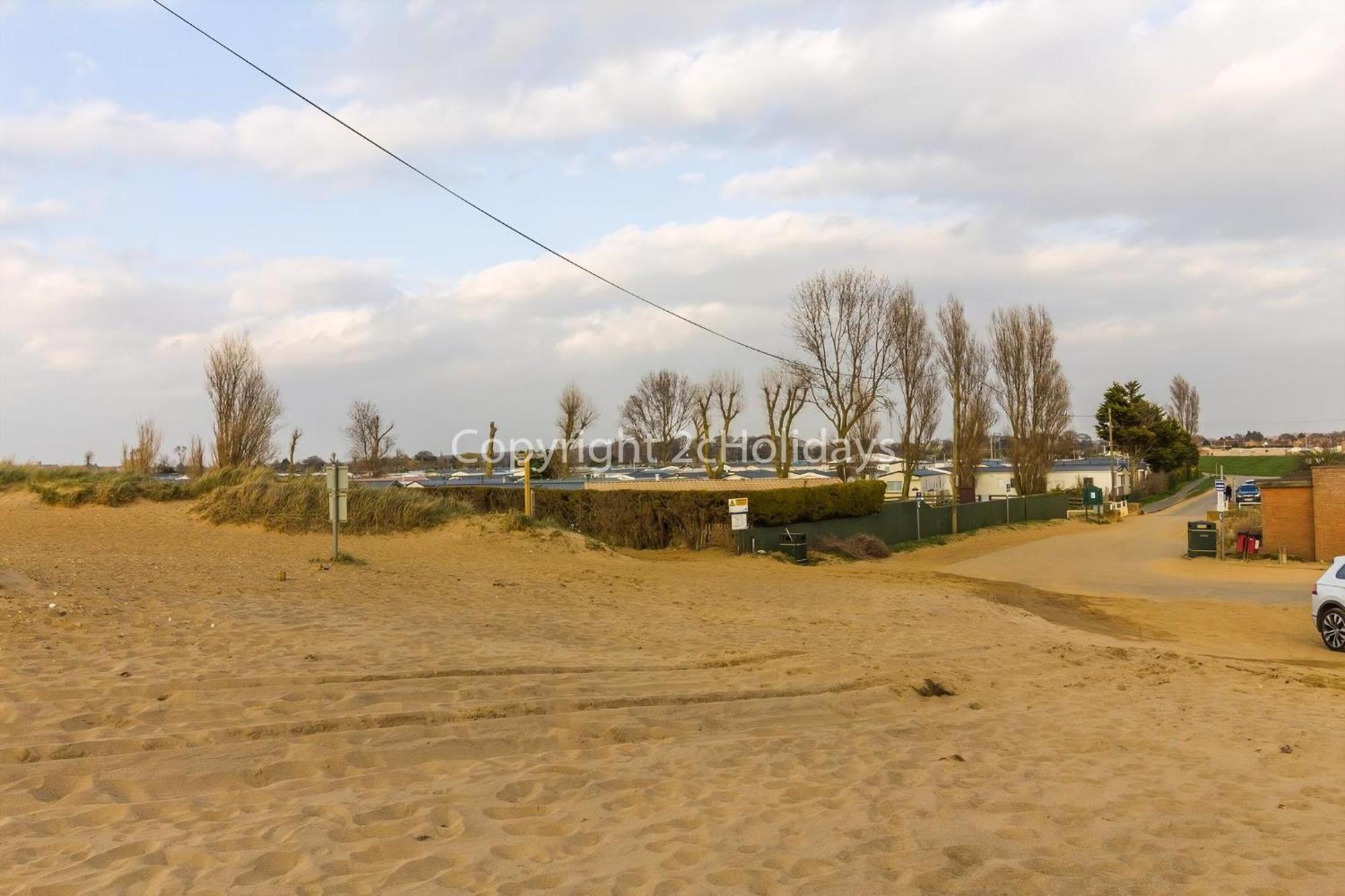 6 Berth Caravan With Decking Nearby Heacham Beach In Norfolk Ref 21047A Hotel Kültér fotó